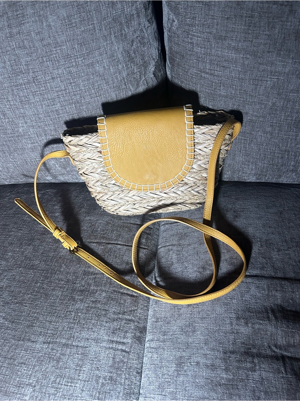 Universal Threads Straw Mustard Crossbody Bag